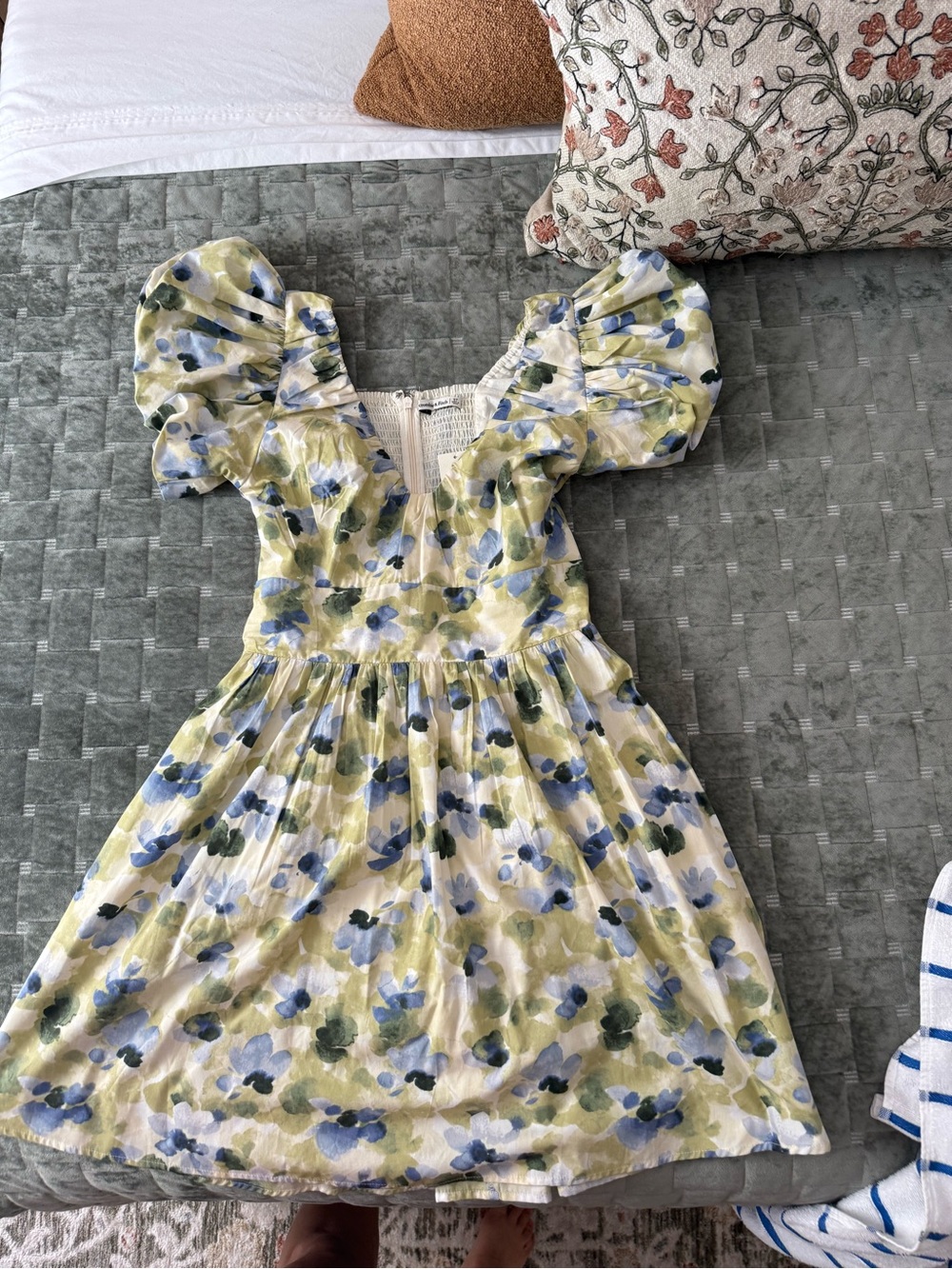 Abercrombie & Fitch Floral Cream Green Blue romper dress